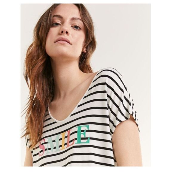 Reitman’s 𝅺Extended Sleeve Striped Tee with Front Tie Size 3x - Picture 3 of 9